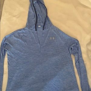 Under Armour Women’s Heat Gear Pullover